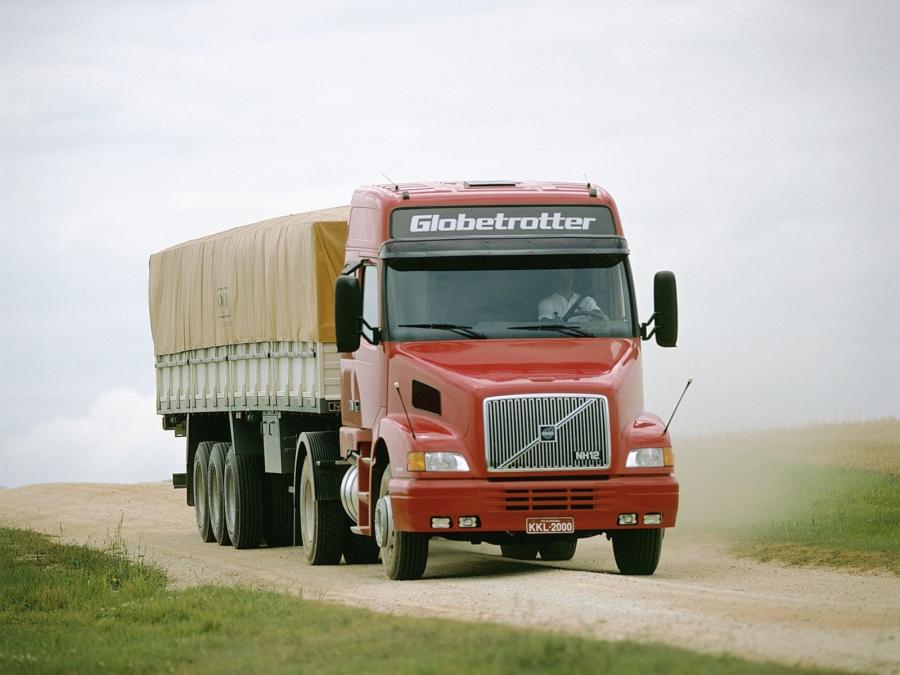 Volvo NH 4x2 1996 года  (фото 1 из 10)